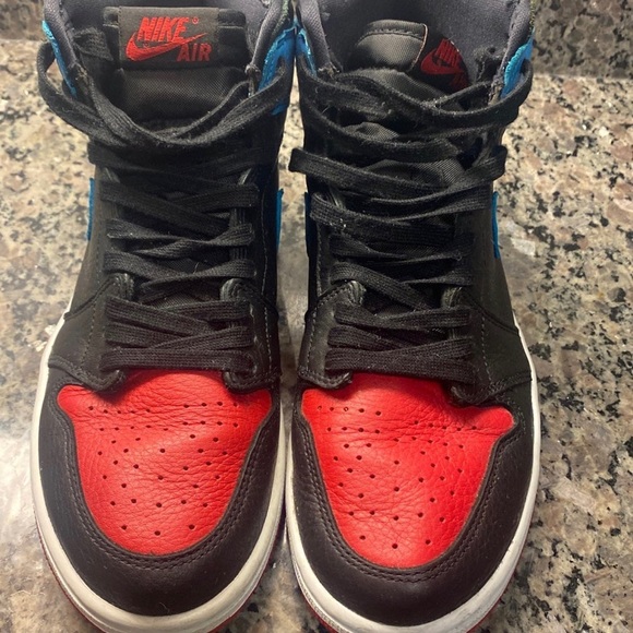Nc to chi air Jordan high 1s - Picture 4 of 4